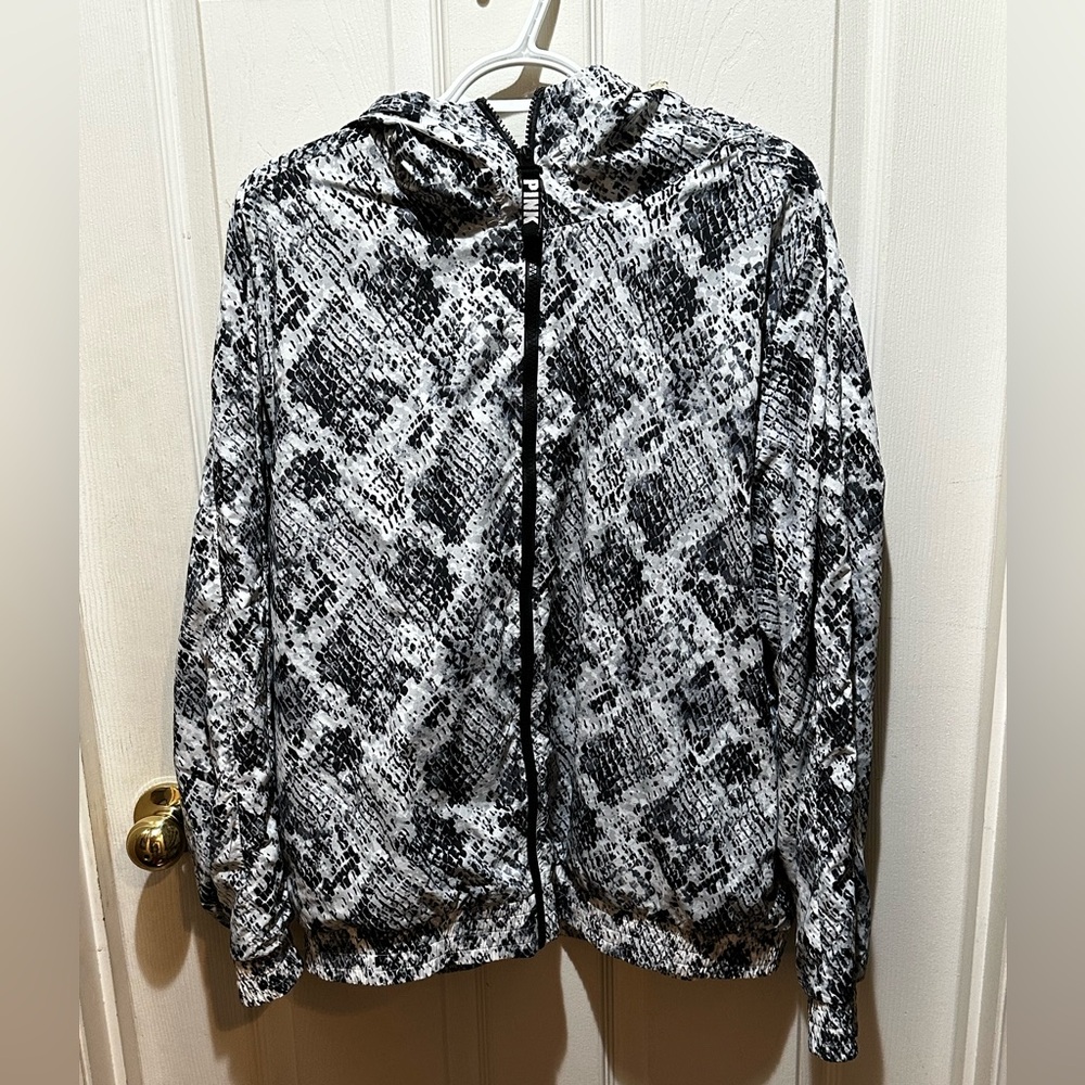 VS PINK Windbreaker